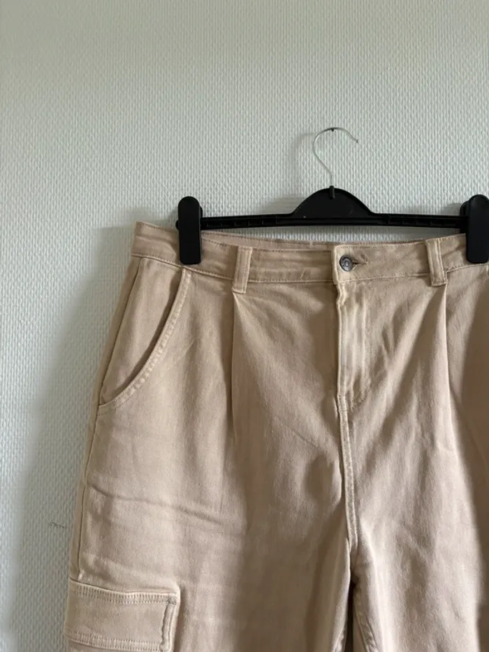 Jean cargo beige - taille 40 - photo numéro 3