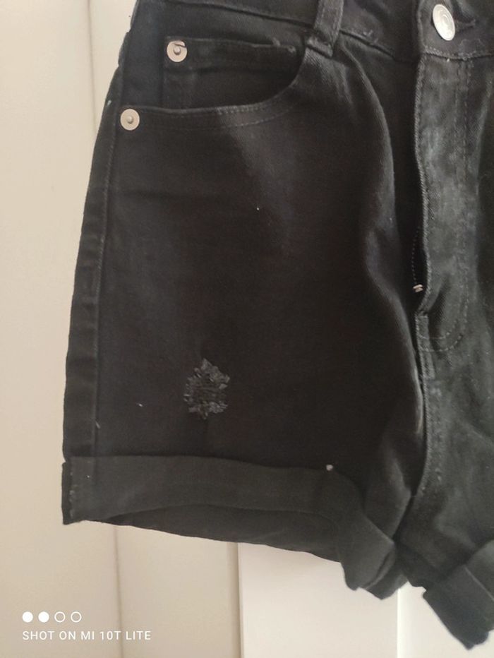 Short noir Kiabi - photo numéro 3