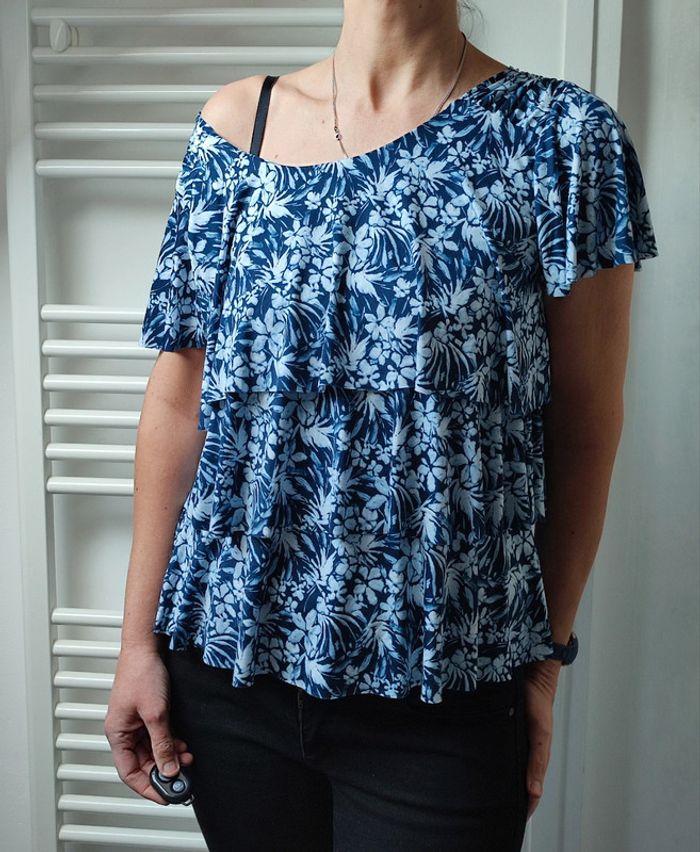 Top fleuri a volants M/L/XL - photo numéro 4