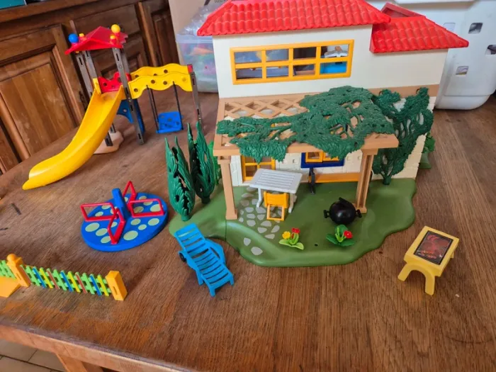 Lot maison et parc playmobil - photo numéro 2