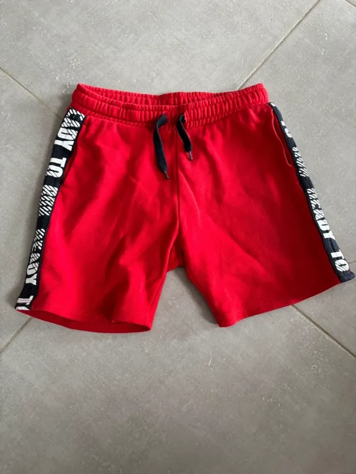 Short Kiabi 8 ans