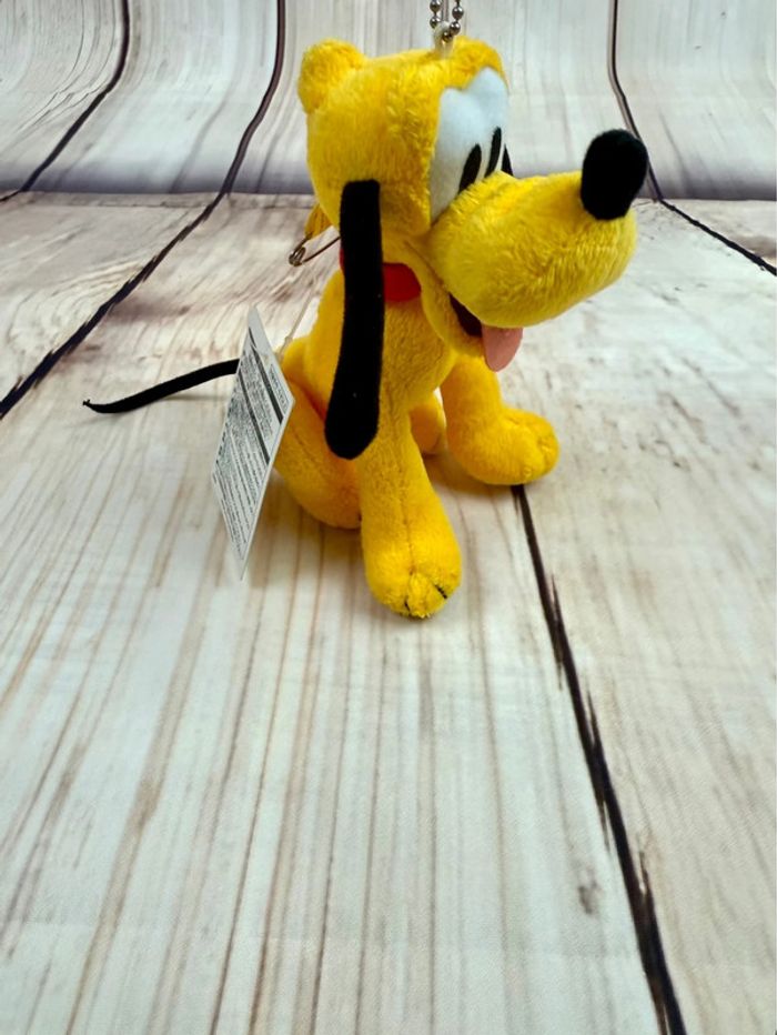 Peluche à accrocher Disney Pluto Tokyo Disneyland