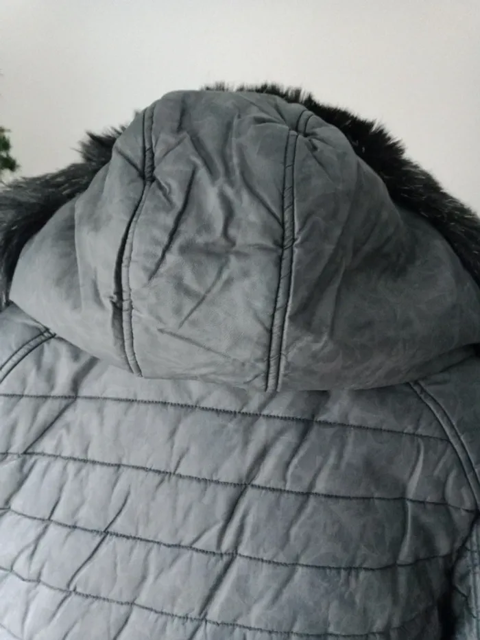 Blouson matelassé fourré avec capuche fausse fourrure , - photo numéro 11