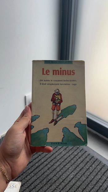 Le minus