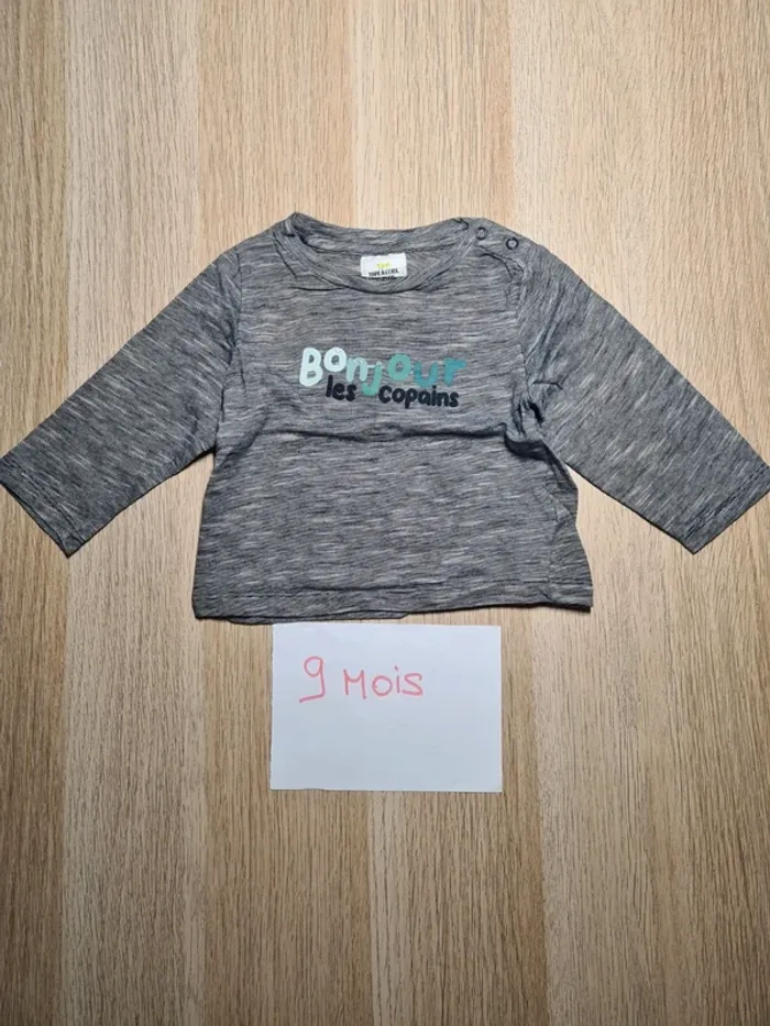 T-shirt