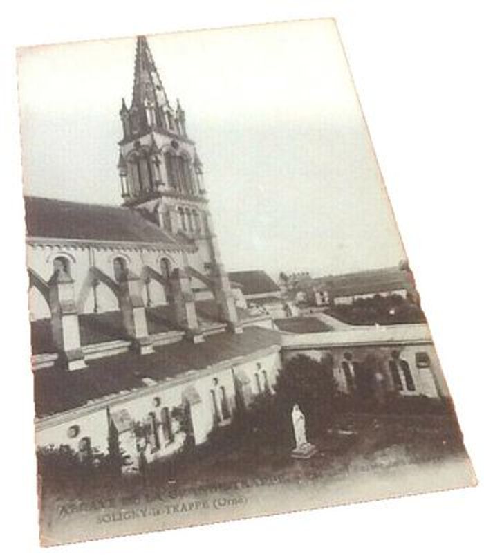 Carte postale ancienne Soligny-Le-Trappe (Orne) Abbaye de la Grande-Trappe