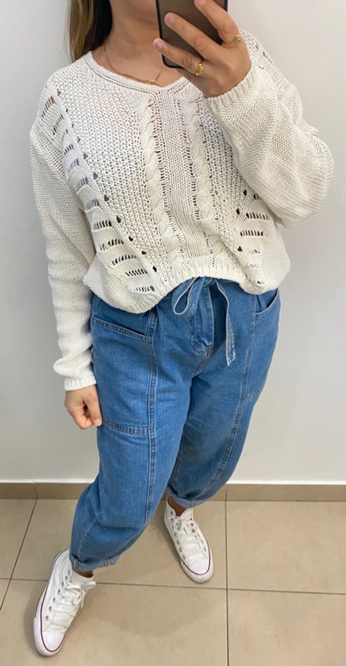 Superbe Pull Court Col V Taille M - photo numéro 3