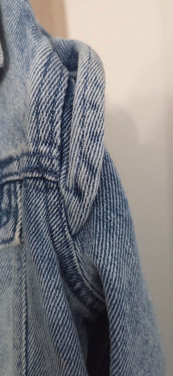 Veste en jean 4 ans fille en très bon etat - photo numéro 3