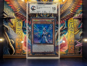 Devineresse du Héraut Yu-Gi-Oh MP22-FR056 - Grading 10 CCC - Secret Rare !