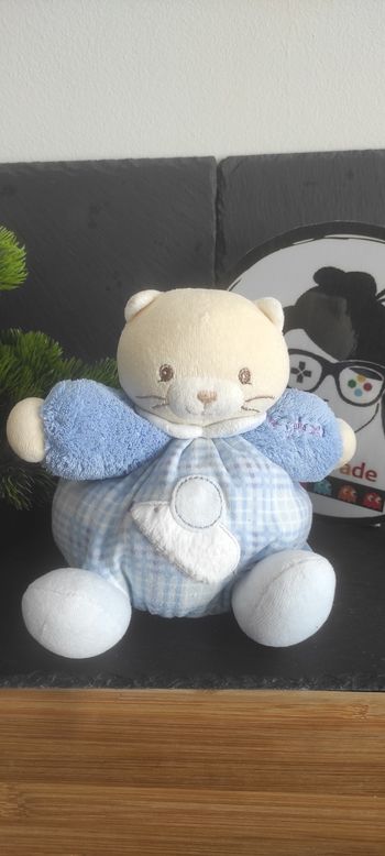 Peluche doudou boule chat beige bleu kaloo souris carreaux vichy marron rond
