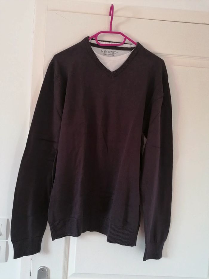 Pull homme effet tee-shirt dessous neuf juste lavé taille L