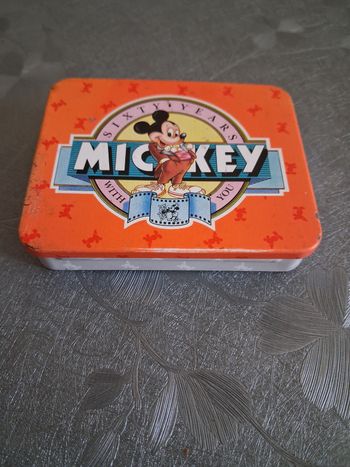 Boîte, métal vintage. Mickey 
