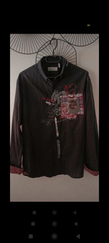 Chemise Desigual taille L rouge et noire