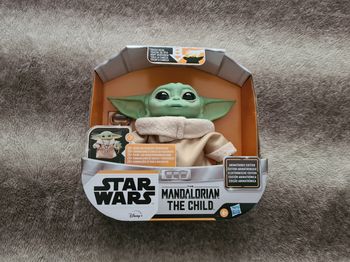 Baby yoda, the mandalorian, figurine animatronique