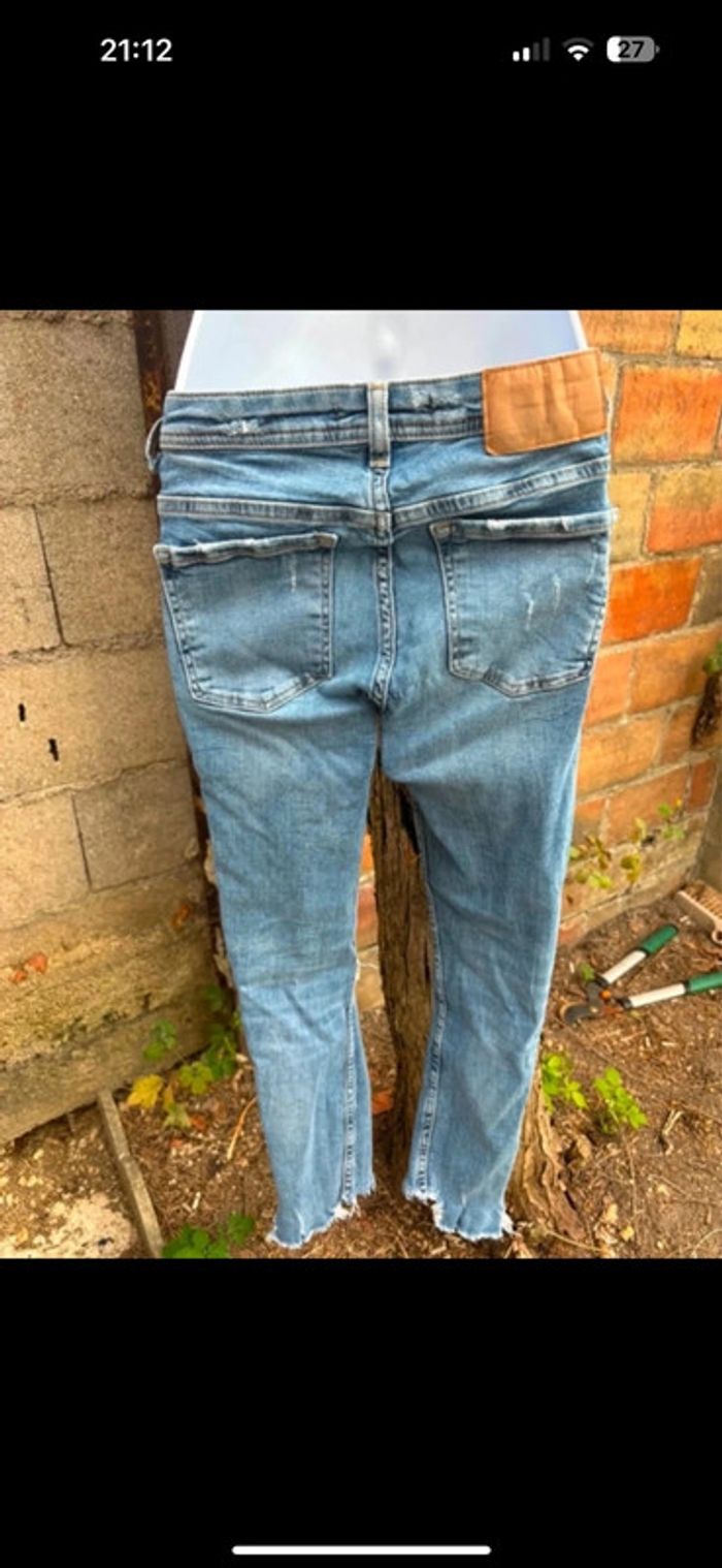 Jeans Zara skinny trouée - photo numéro 7