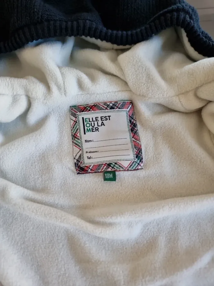 Gilet zippée chaud avec capuche 18 mois - photo numéro 2
