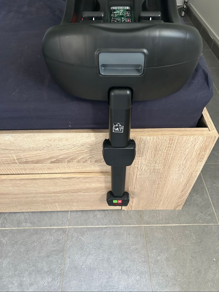 Base joie isofix - photo numéro 2