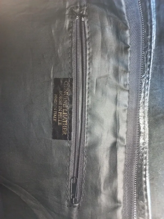 Sac à main cuir genuine leather 1 article acheté= 1 gratuit - photo numéro 5