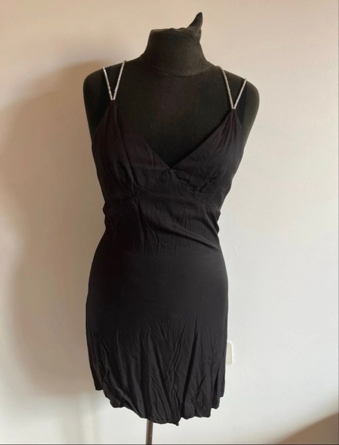 Robe noir à bretelles pailletée effet croisé dans le dos taille XS de chez H&M neuve