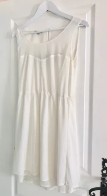 # robe blanche habillée#