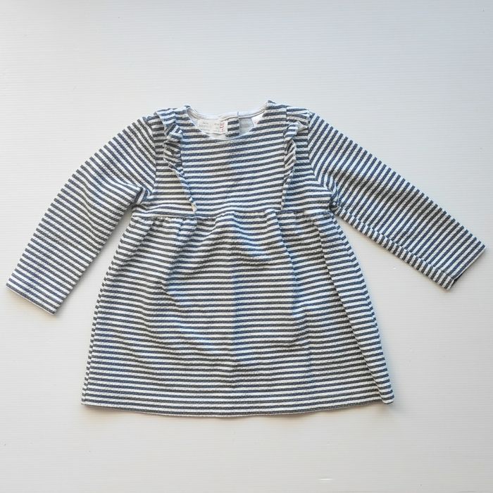 Robe Zara 12/18 mois