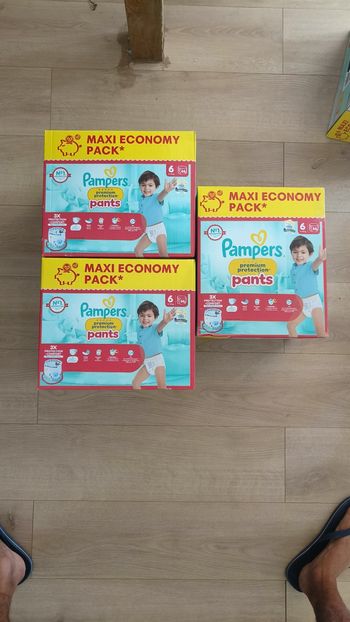 3 maxis economy packs Pampers premium protection pants taille 6