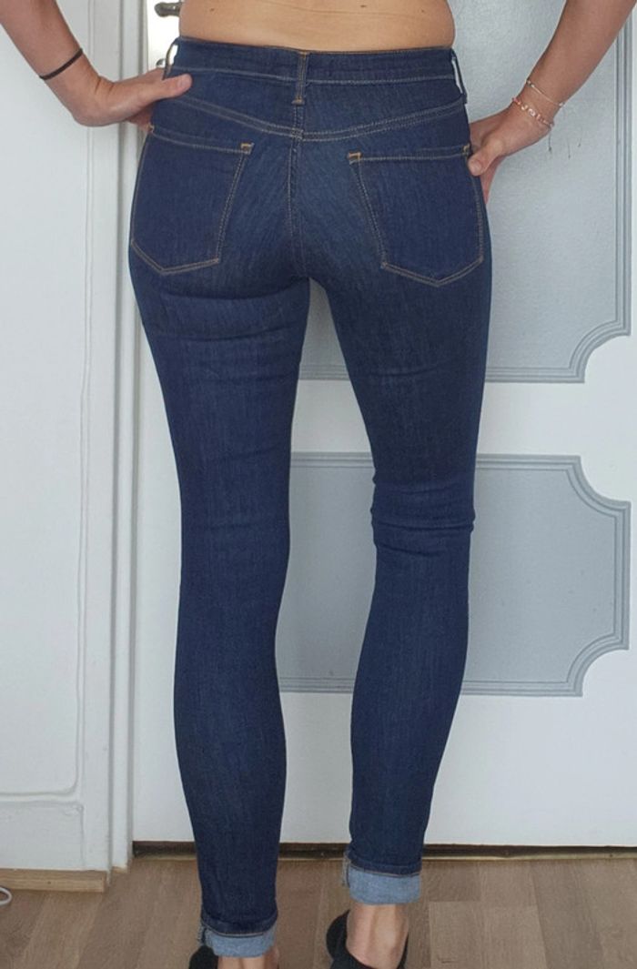 Jean gap bleu Taille 34 - photo numéro 2