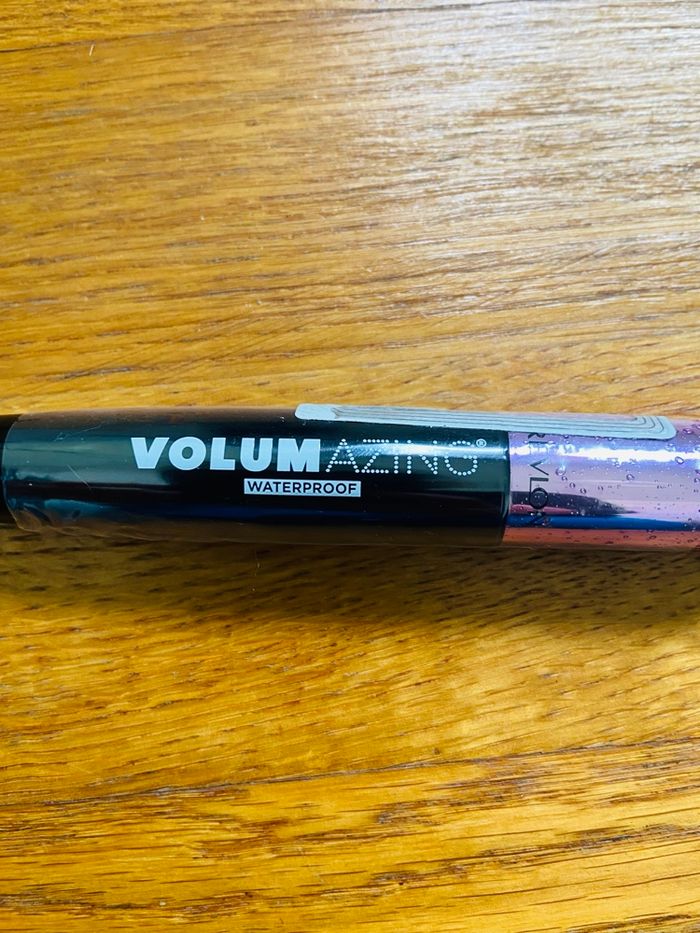 Mascara Volumazing Waterproof Revlon - photo numéro 3
