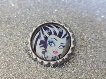 41/ accessoire Monster High broche