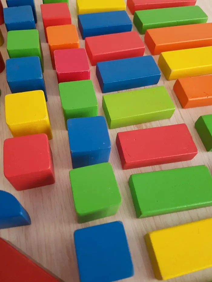 Voitures Auzou, totem et blocs de construction en bois - photo numéro 18