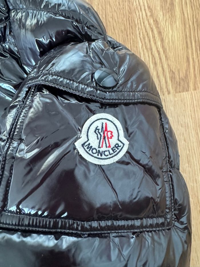 Doudoune Moncler Taille S - photo numéro 3