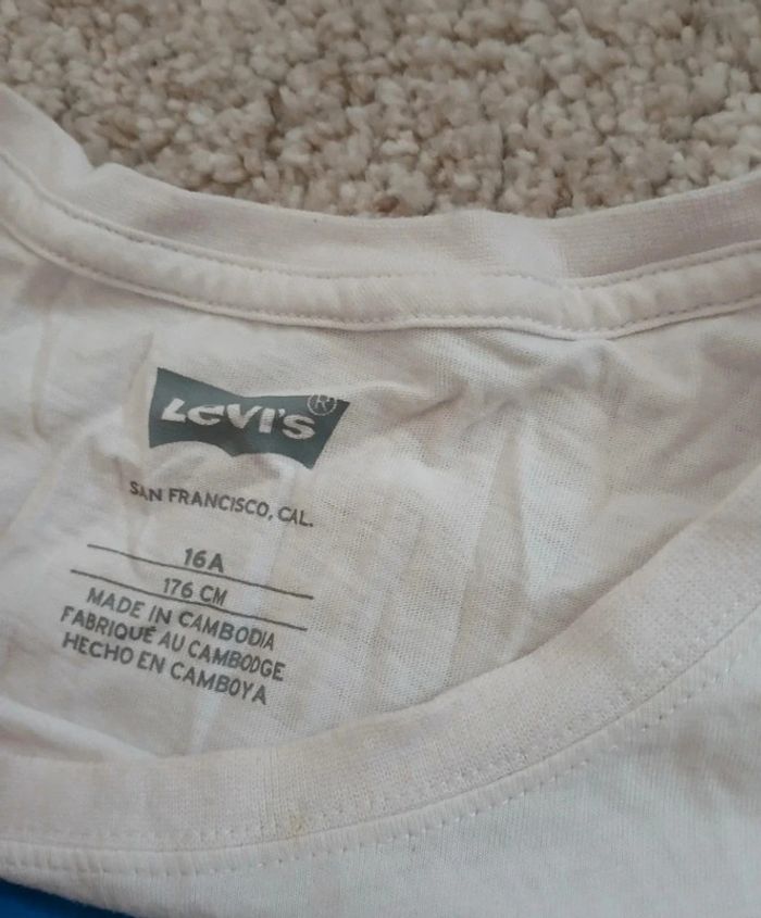 T-shirt Levi's 💫Taille 16 ans 💫 - photo numéro 2