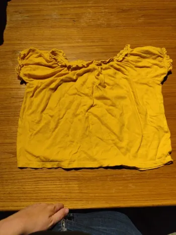 Croc top