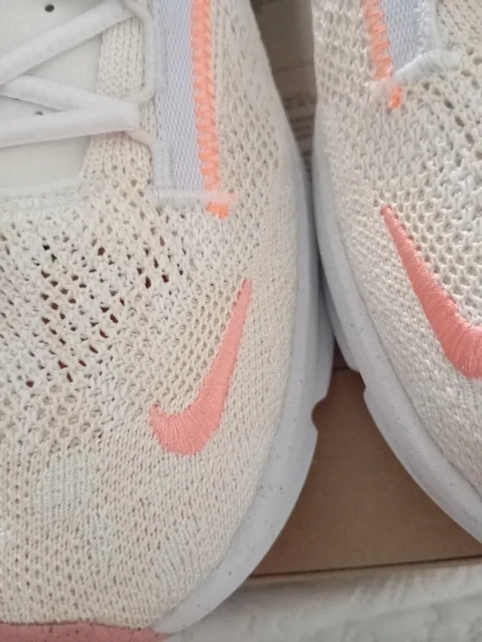 Nike Femme superrep taille 44.5 - photo numéro 4