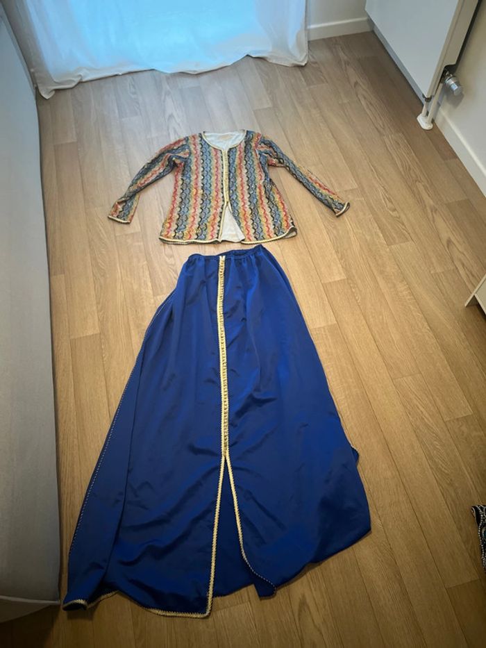 Robe caftan occasion taille du 34 au 38 comme comme Neuf - photo numéro 2