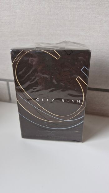 Eau de toilette pour homme City Rush de Avon 