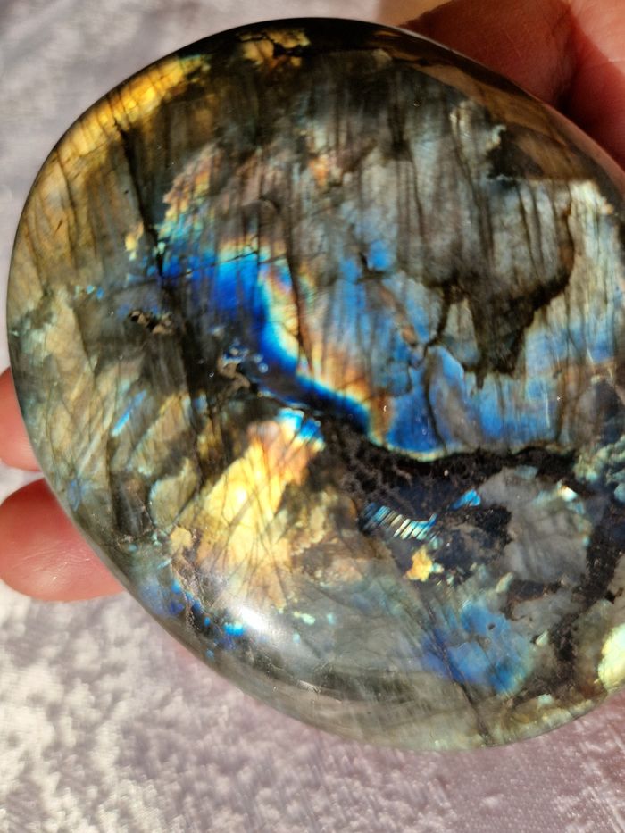 Labradorite galet de Madagascar 159g neuve - photo numéro 1