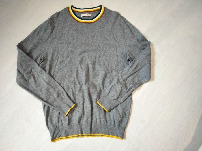 Pull homme gris