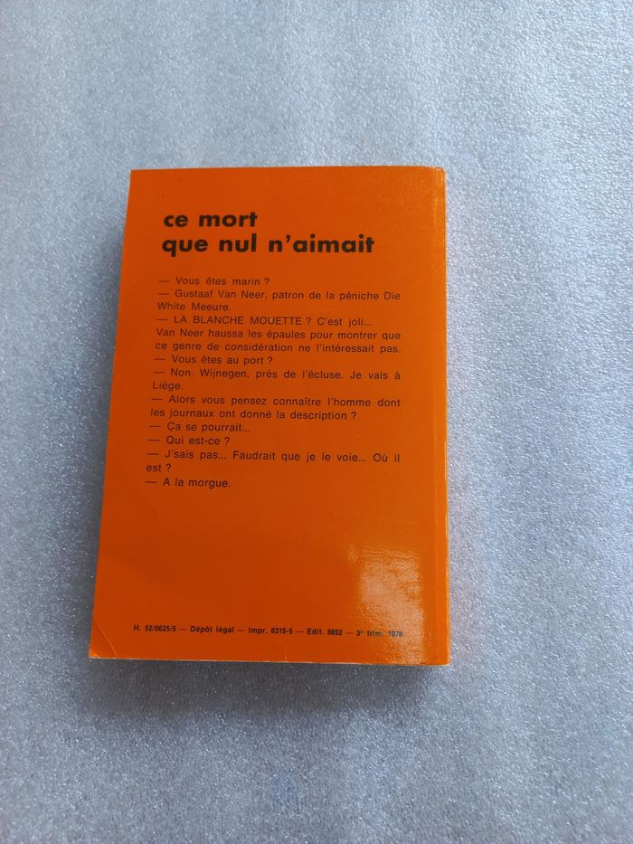 Livre  ce mort que nul n aimait Exbrayat - photo numéro 2