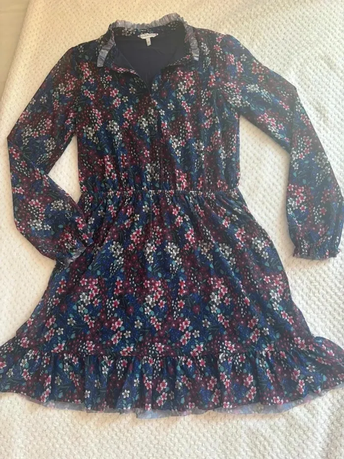 Robe tommy hilfiger Taille 10 ans état neuf