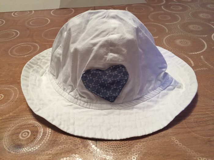 Ensemble 3 pièces short, tunique et chapeau. Bébé fille. Taille 6 mois. Vertbaudet - photo numéro 5