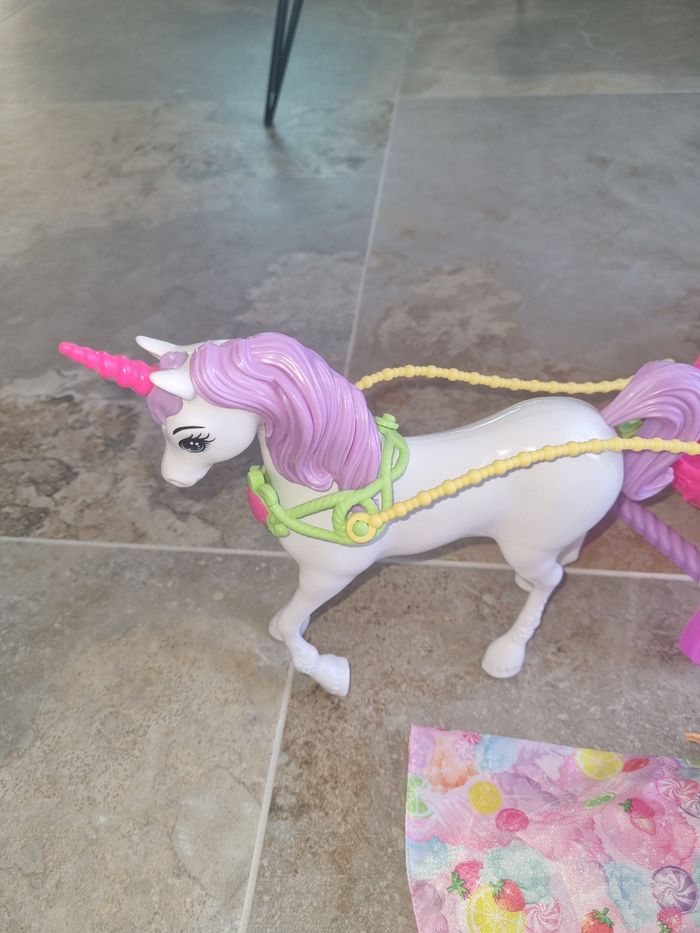 Carosse barbie dreamtopia - photo numéro 7