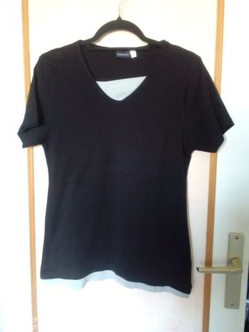 T shirt taille 40/42