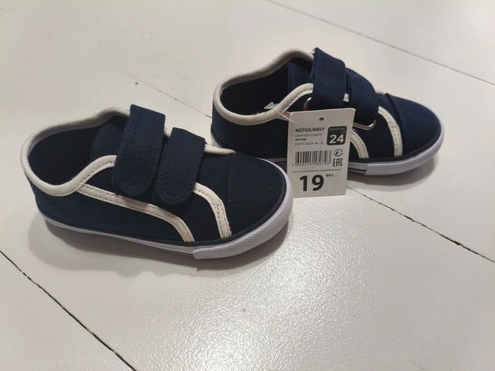 Chaussures t24 - photo numéro 2