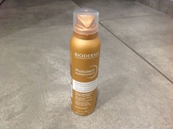 Bioderma brume hydratante  autobronzante