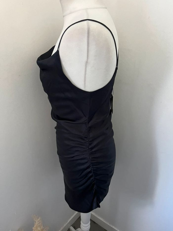 Robe à bretelles satinée Zara M neuve - photo numéro 4