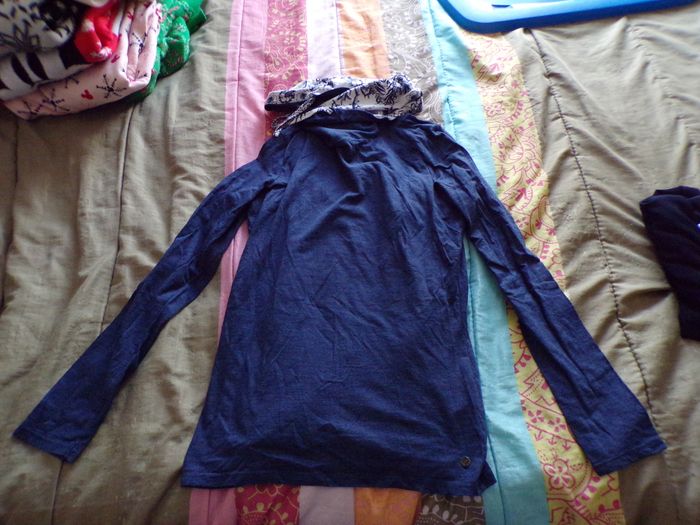 Tee-shirt marine à col taille S