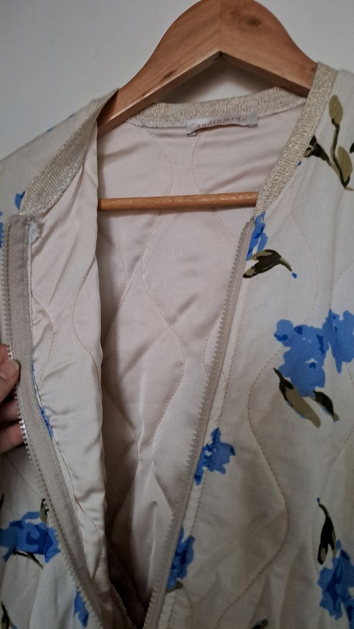 Veste à fleurs matelassée bleu - photo numéro 4