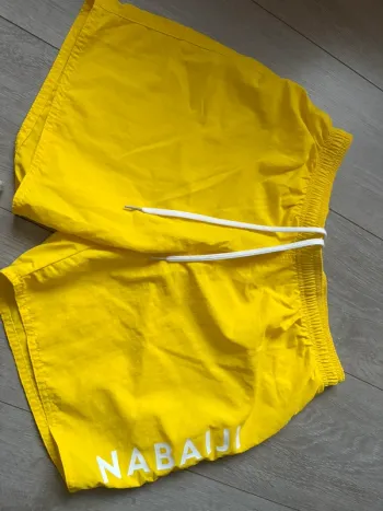 Short de bain Décathlon taille M