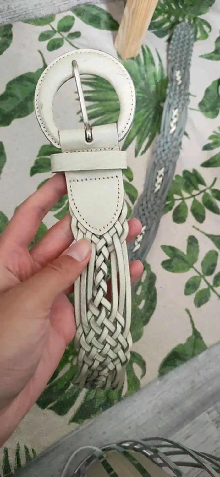 Ceinture beige/gris, entrelacée